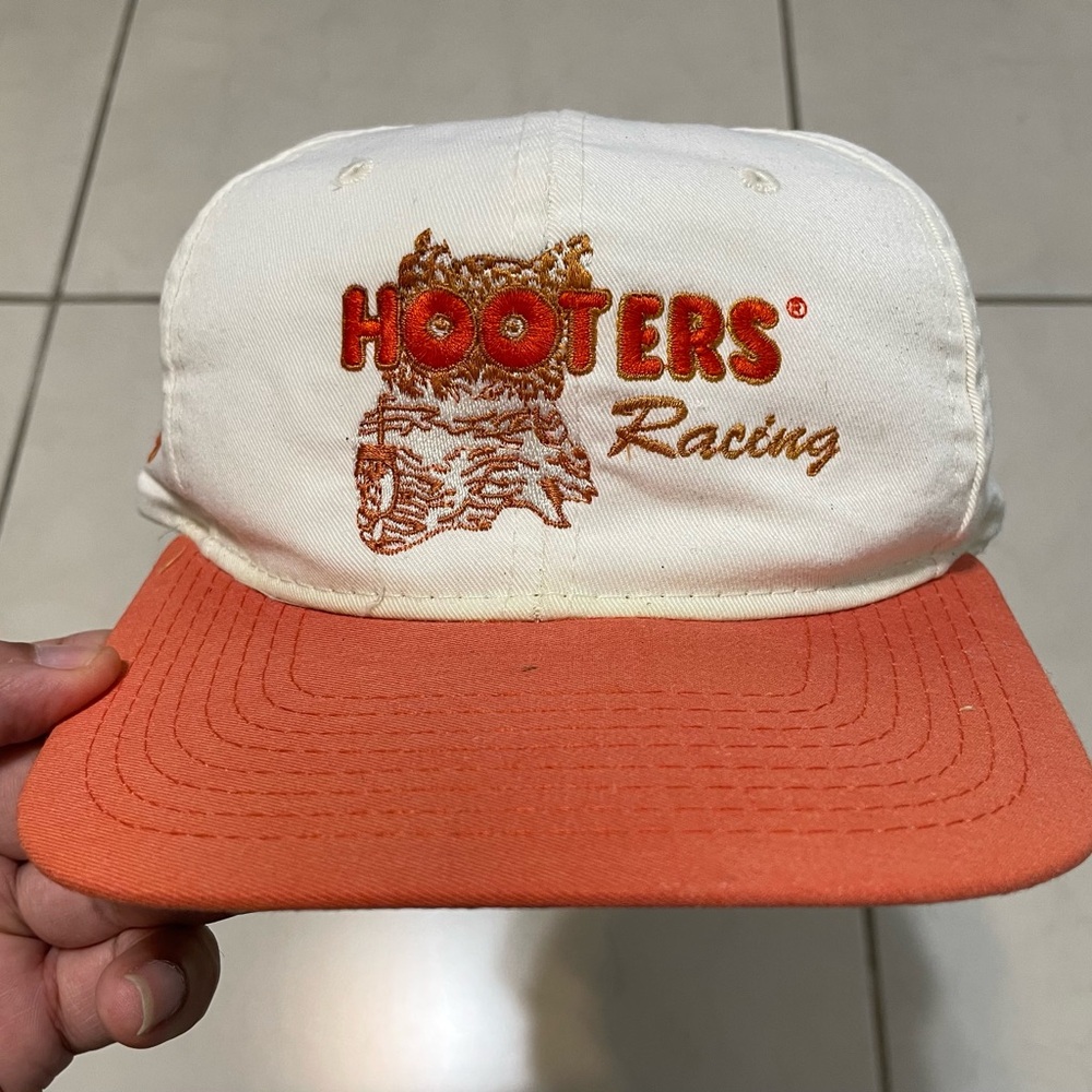 Vintage Nascar Hat Cap Snap Back White Hooters Racing Team NASCAR #19 Mens